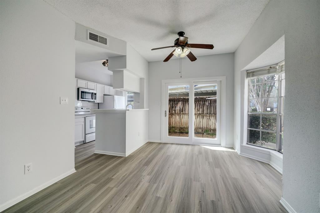 Townhome at 7575 Cambridge St, Houston, photograph 2