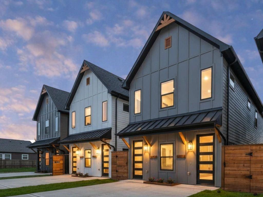 Home sold by the Gionni Gamble team in 8009 Cora St, Houston